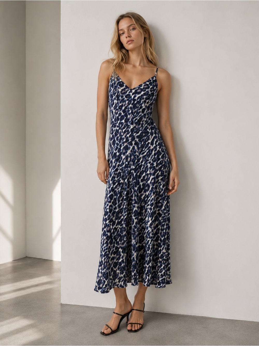 Hudson North Women’s Spaghetti Strap Maxi Slip Dress – Navy/White – Size S/P